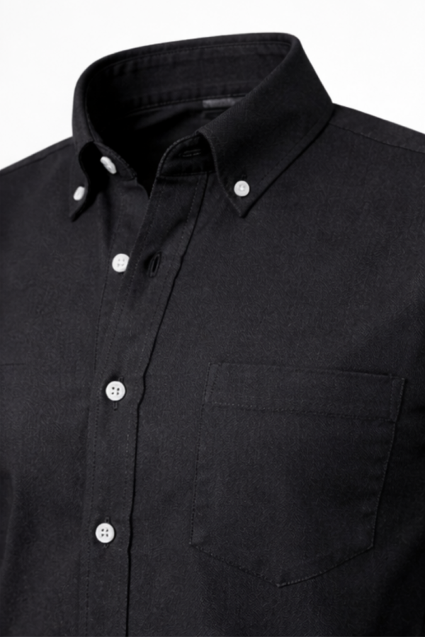 SLIM FIT BLACK SHIRT